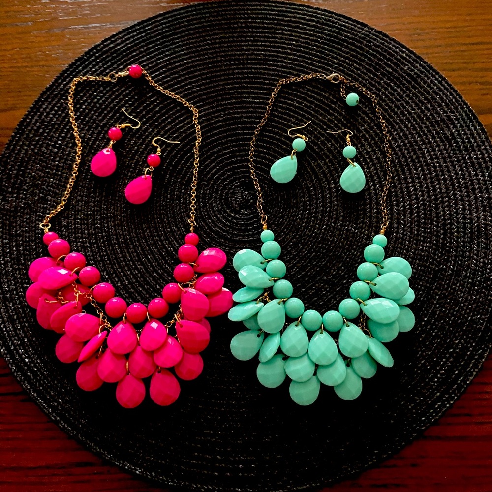 Teardrop bib beaded necklace earrings set